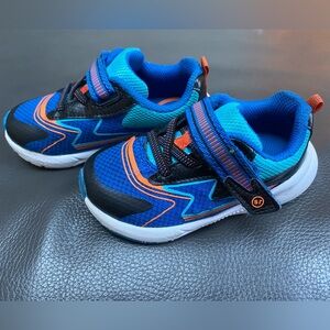 Stride Rite light-up zips cosmic 2.0 sneaker (8 Wide)